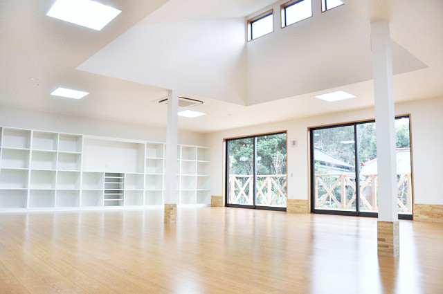 よこはまリバーサイド泉Ⅱ光梨