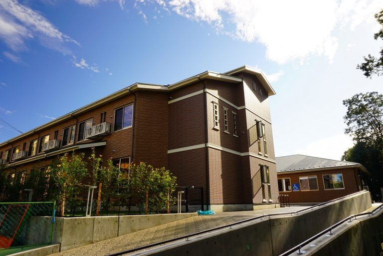 上矢部サ高住宅新築工事　無事完成いたしました