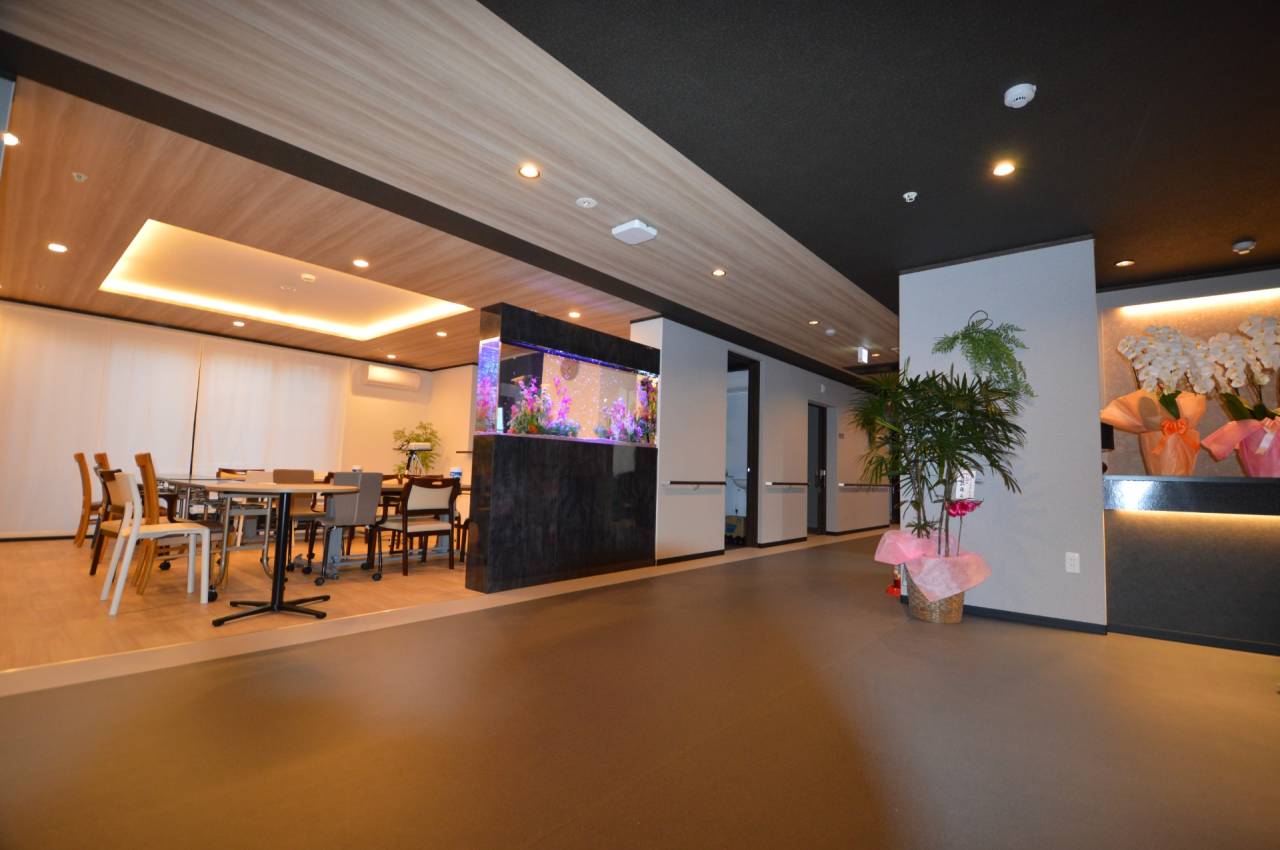 『ナーシングホームえがお　横浜泉』　2024