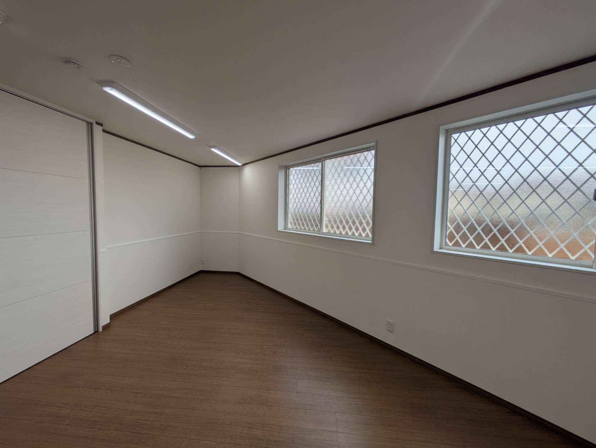 すぽっとらいと汲沢　2025