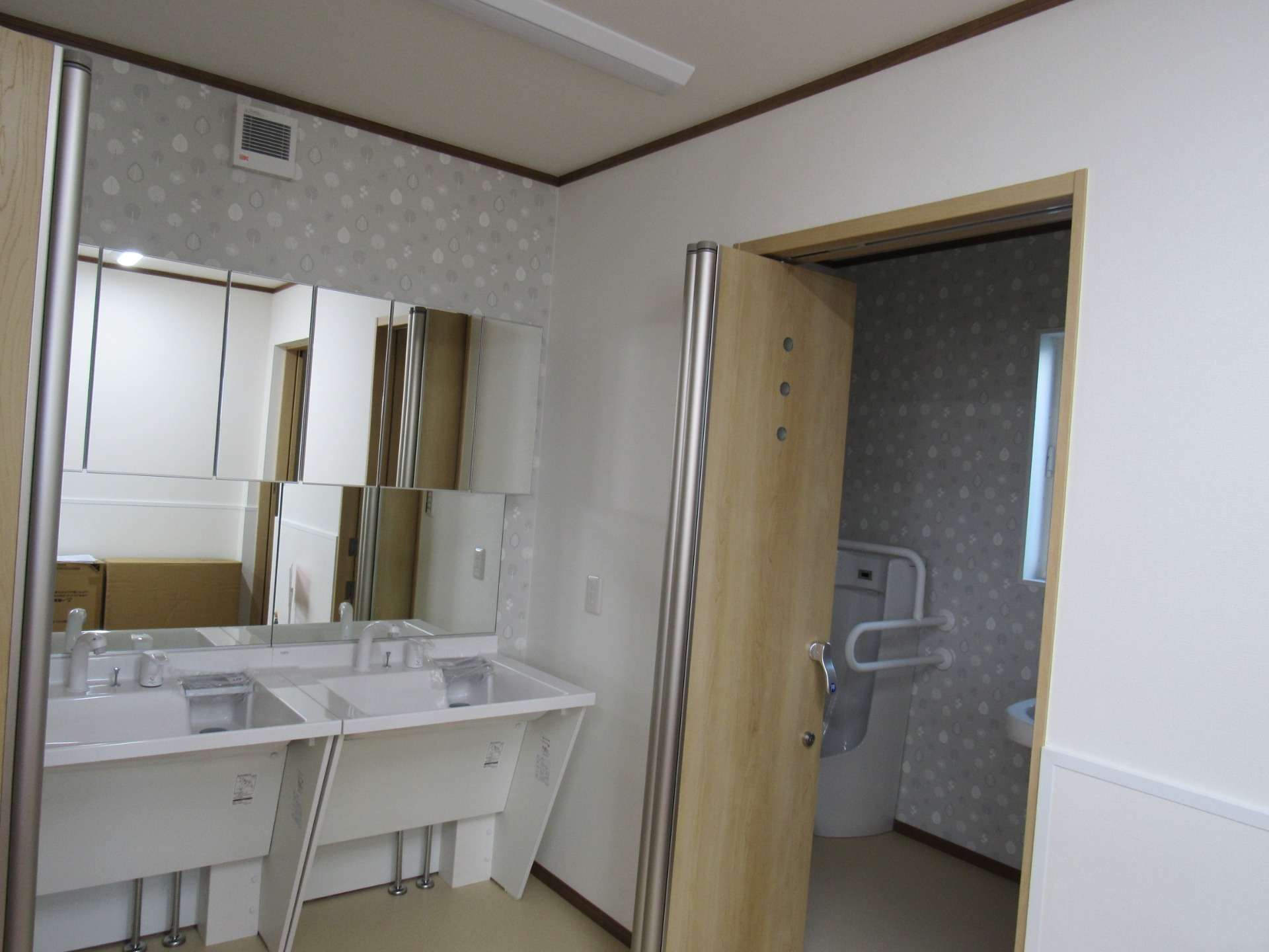 すぽっとらいと汲沢　2025